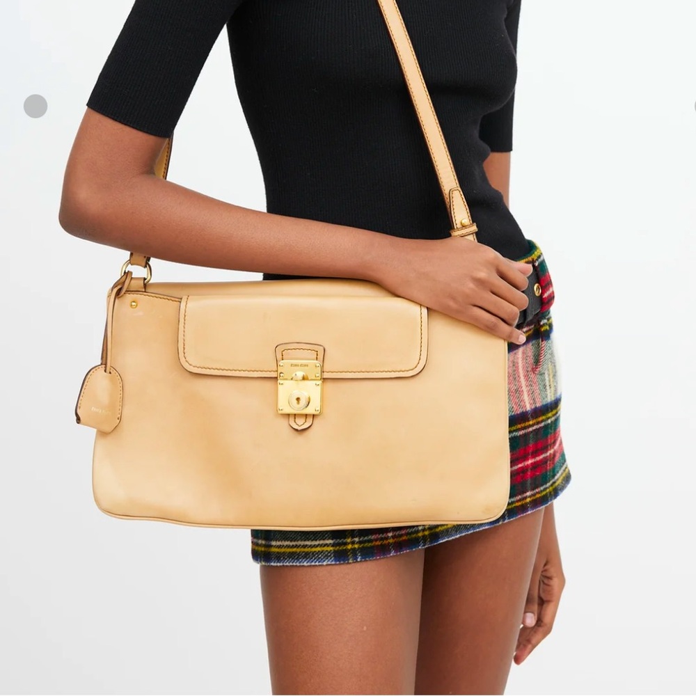 Miu Miu foldover crossbody vitello leather bag tan beige - Picture 15 of 16